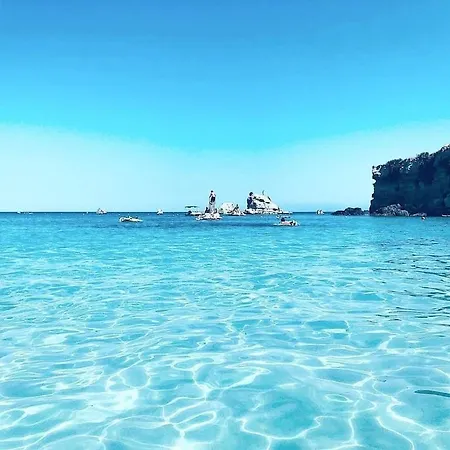 Sicily Pool & Beach * פונטנה ביאנקה